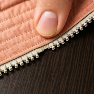 Jak opravit rozbitý zip jako profesionál: Tajný trik od krejčího! 🤫🔩